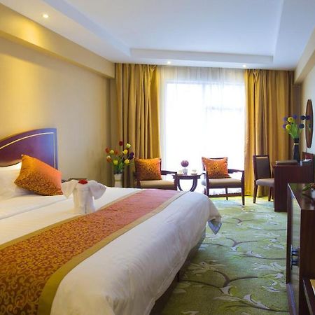 Hawaii Hotel Санья Номер фото