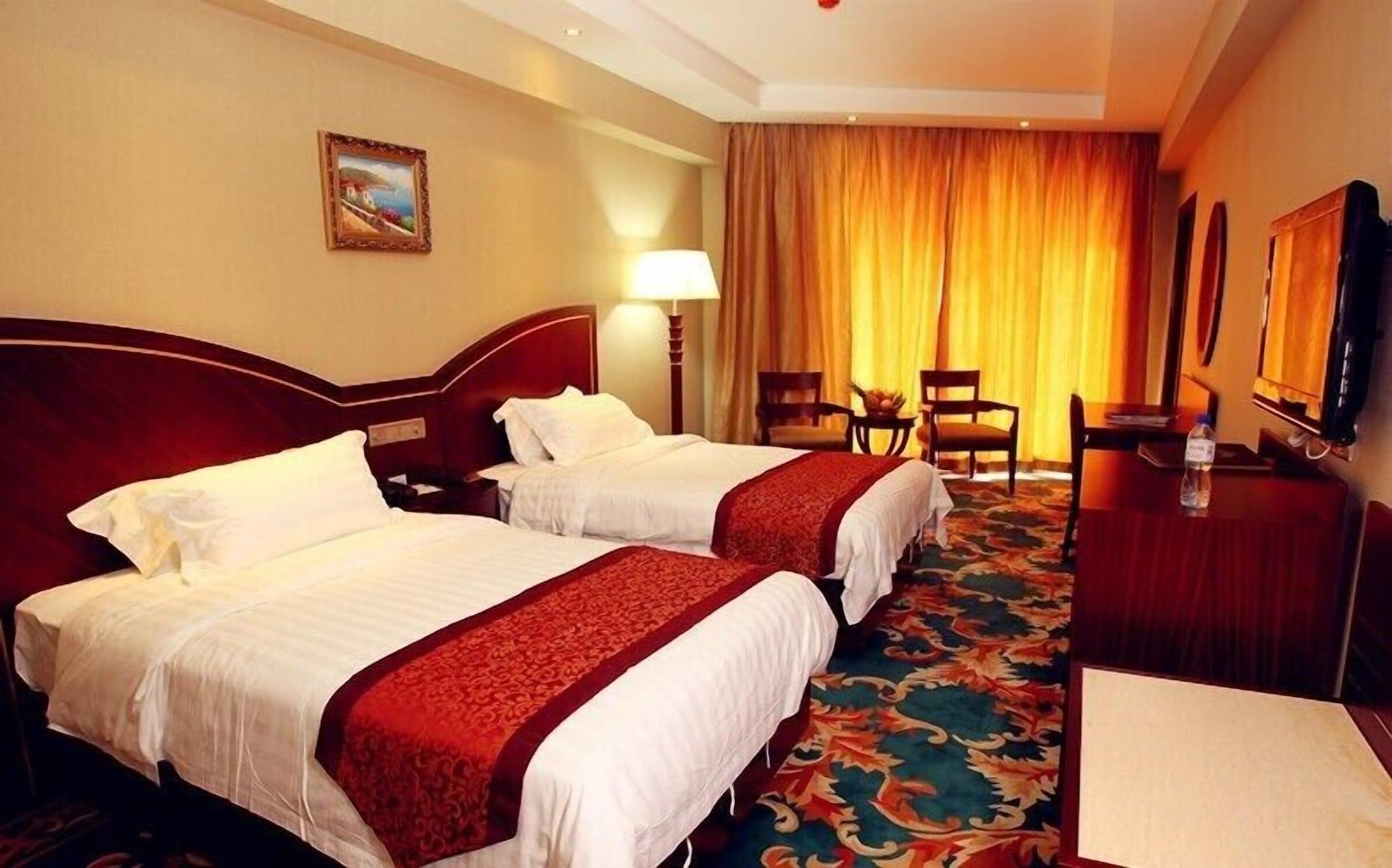Hawaii Hotel Санья Экстерьер фото