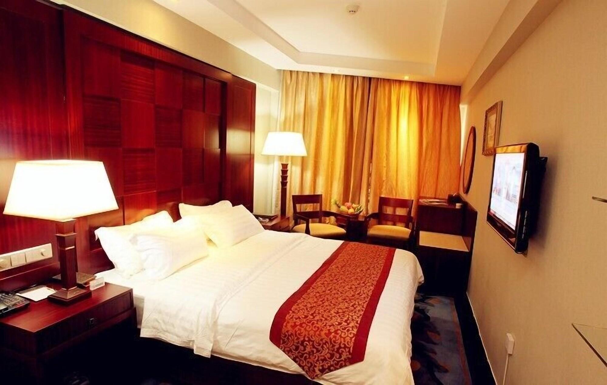 Hawaii Hotel Санья Экстерьер фото