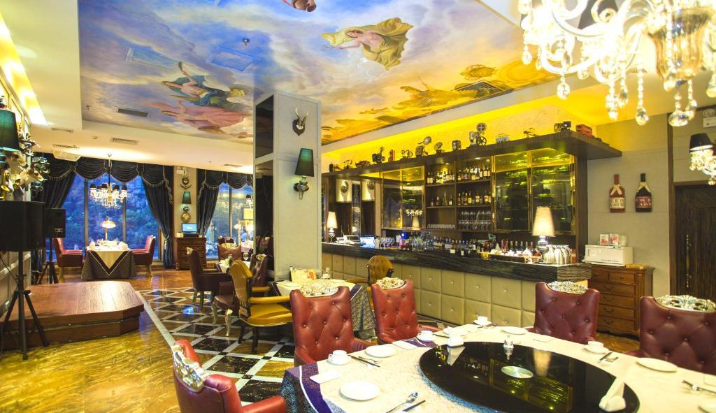 Hawaii Hotel Санья Экстерьер фото
