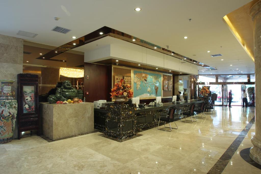 Hawaii Hotel Санья Экстерьер фото